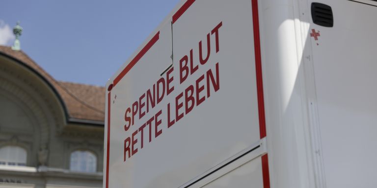 Impressionen Blutspendeaktion auf dem Bundesplatz am 10. Juni 2021